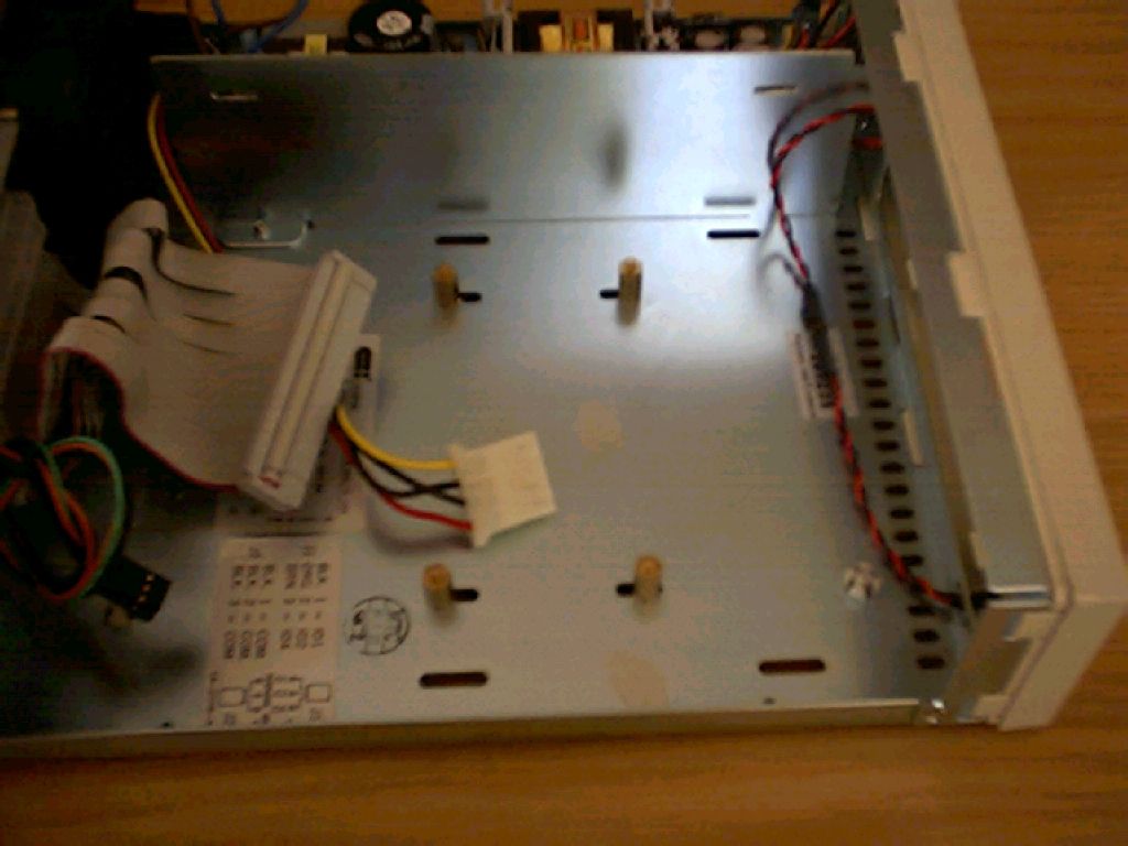 SCSI box to hold a 3,5 drive